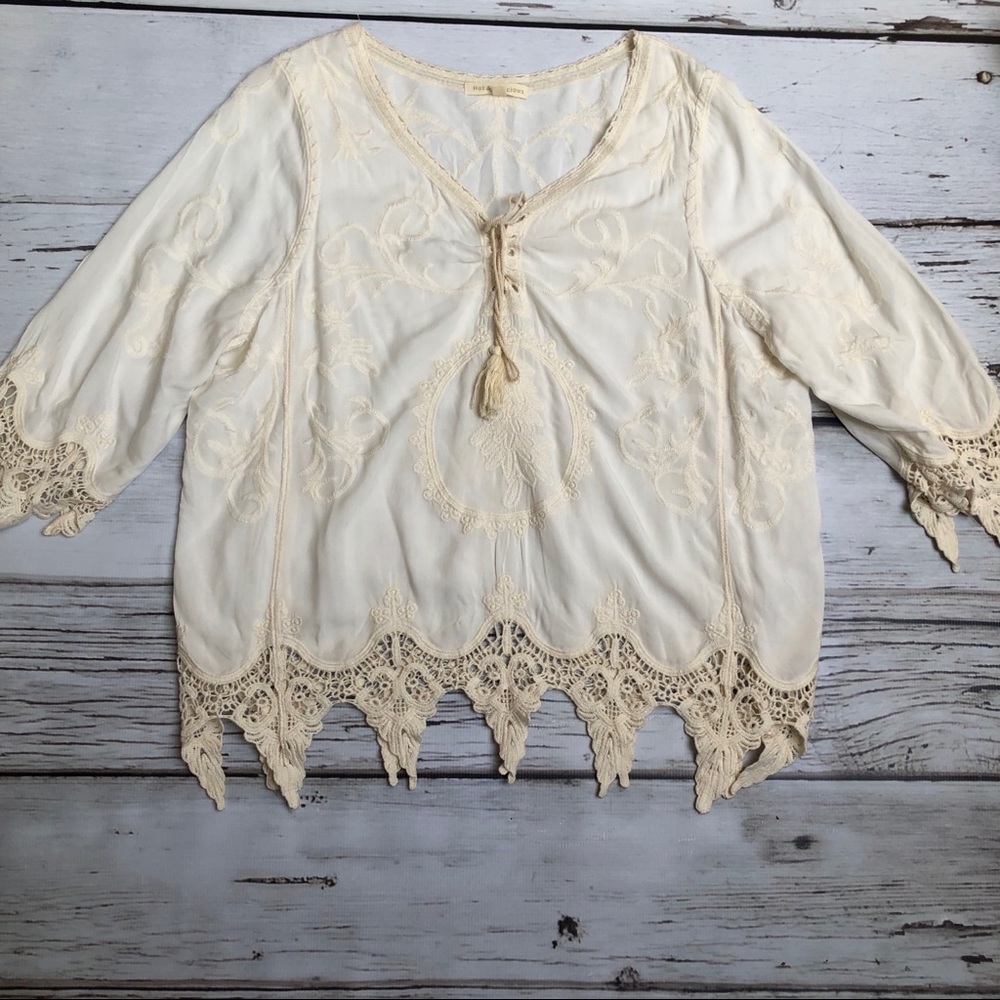 Boho cream lace sleeved shirts with detailing